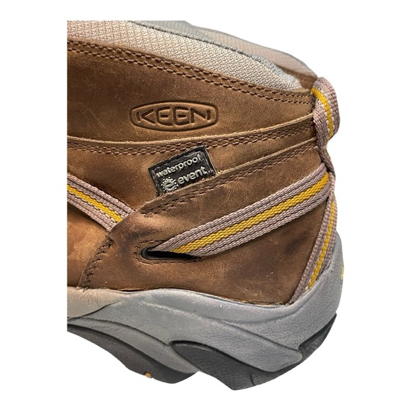 KEEN Women's Brown and Gray Lace Up Boots Size: 11 - Picture 4 of 12